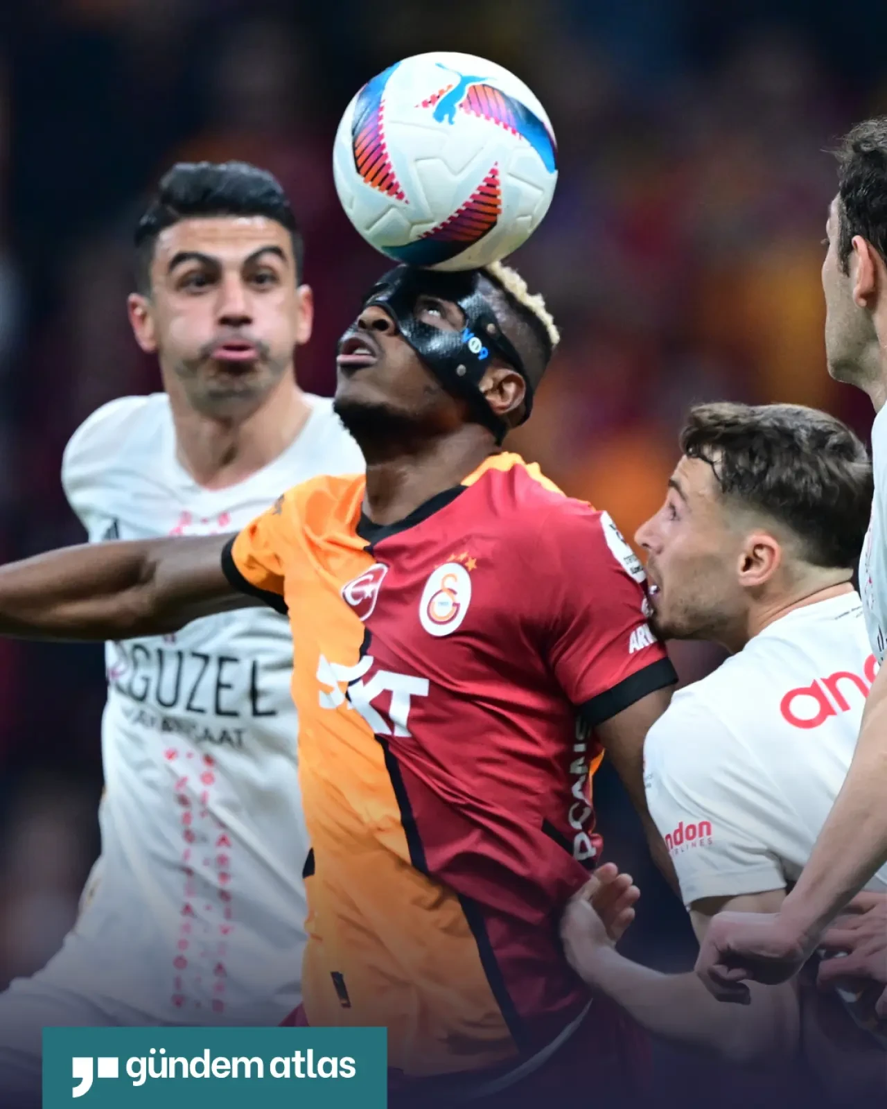 Osimhen, Hat-Trick yaparak gol krallığında zirveye yerleşti 2