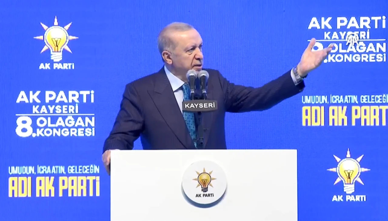 Erdoğan: 2025'te enflasyonla mücadelede daha güzel neticeler alacağız