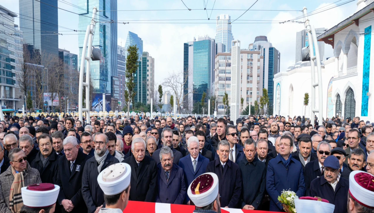 Eski Devlet Bakanı Ali Doğan son yolculuğuna uğurlandı