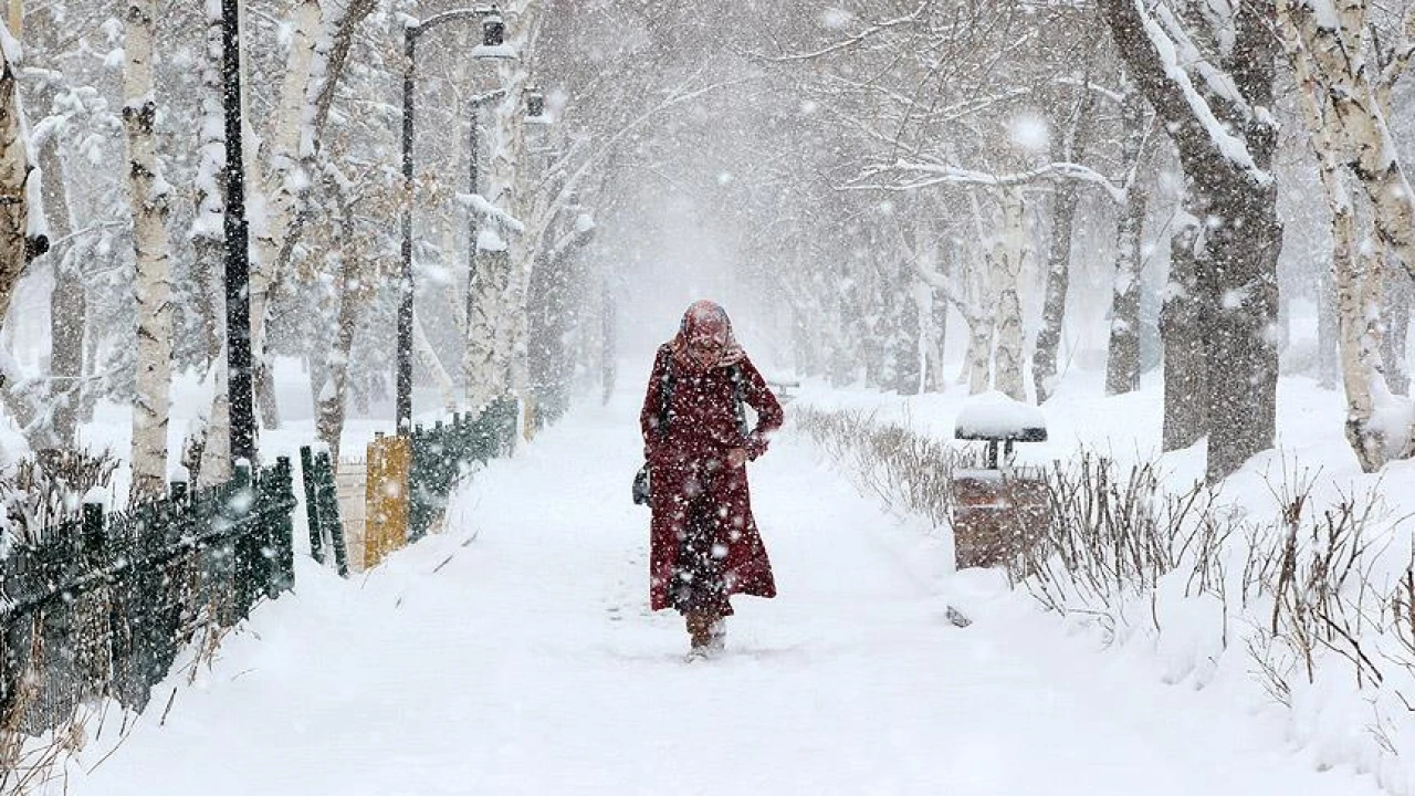 Hava sıcaklıkları düşüyor: Kış yeniden geldi