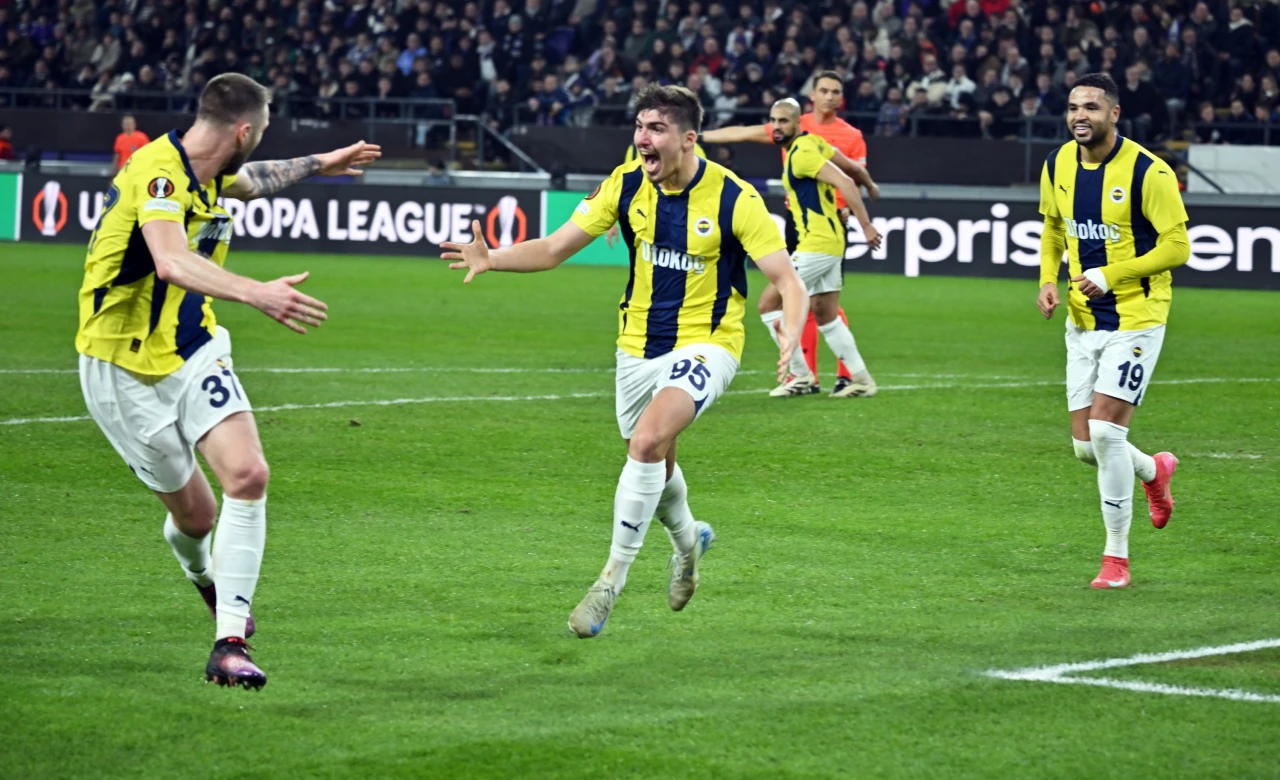 Fenerbahçe, Avrupa Ligi'nde Son 16'ya kaldı