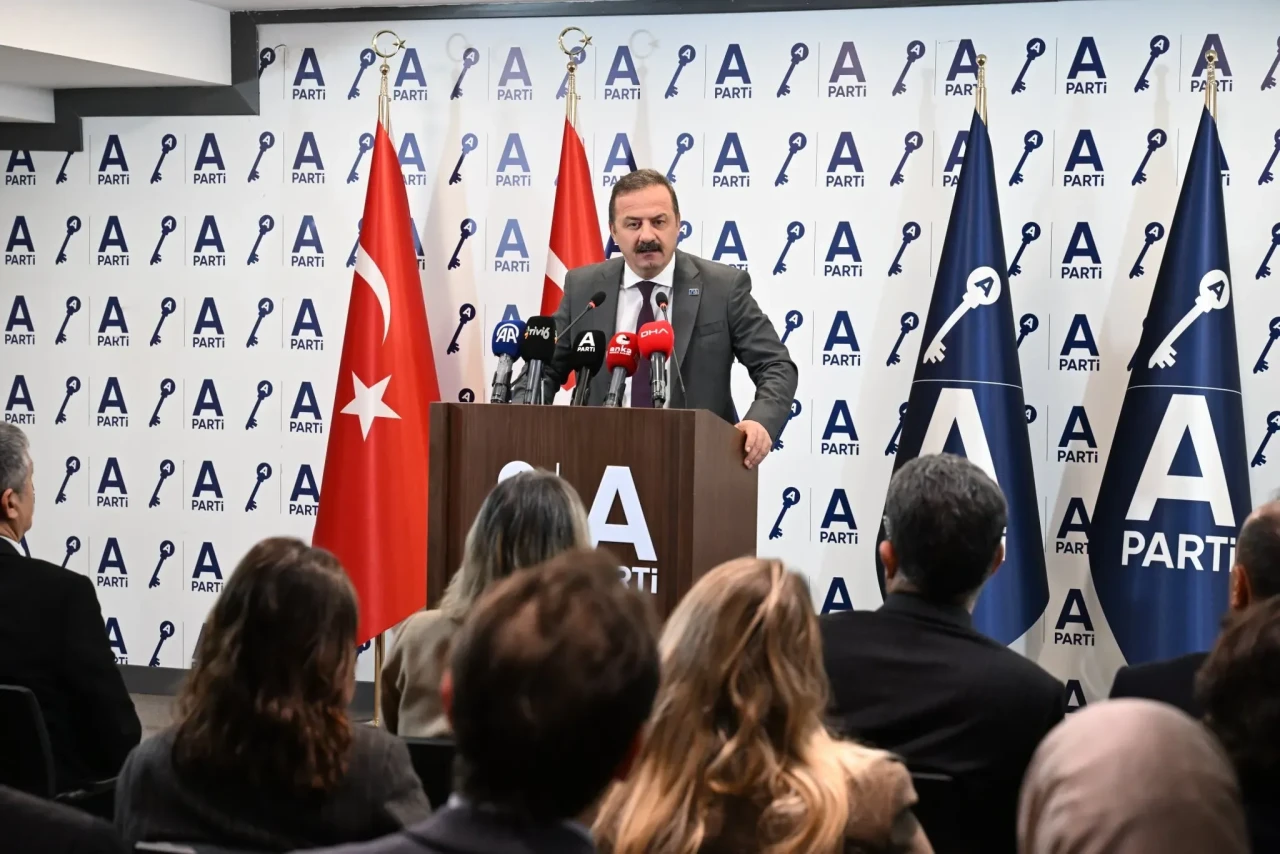 Yavuz Ağıralioğlu :Hükümet, işine baksın. Kendi görevlerini yerine getirsin