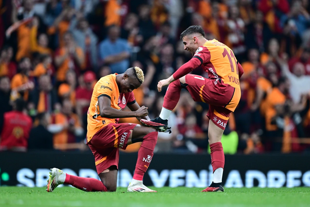 Galatasaray, Onvo Antalyaspor'u 4-0 yenerek önemli bir galibiyet aldı