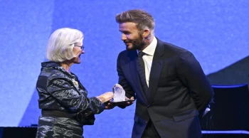 Davos'ta David Beckham'a Kristal ödülü verildi