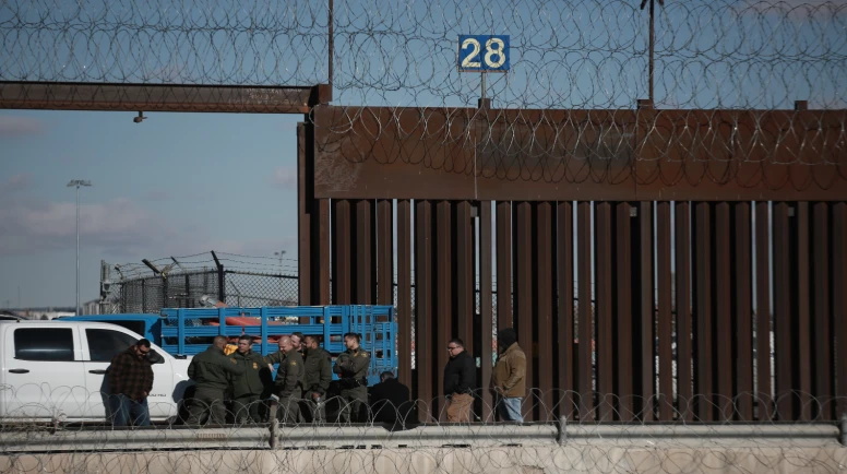 Trump'ın yemin töreninin ardından Texas'taki El Paso sınır geçişi kapatıldı